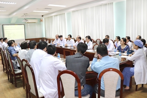 Ca bệnh Nhi đầu tiên được ghép thận thành công từ người chết não 